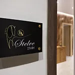 La Luxury Stelve Larissa