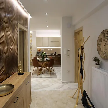 La Luxury Stelve * Larissa