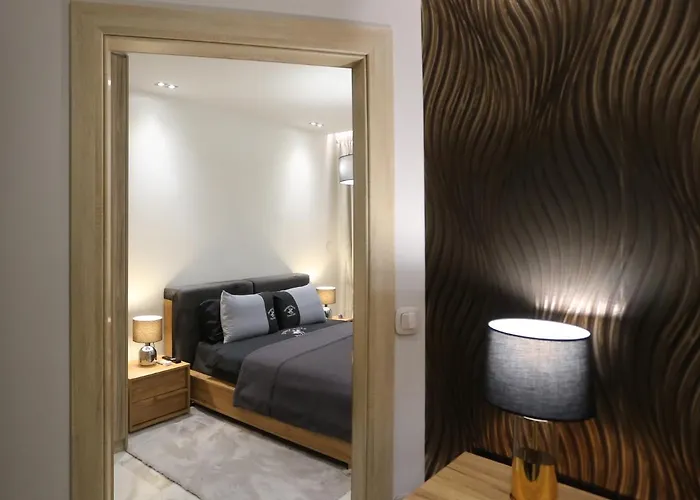 公寓 La Luxury Stelve 拉里萨